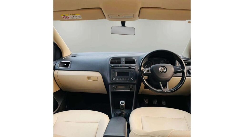 2_9_Interior_d8316309-b335-4210-9fb8-19bd8123b668