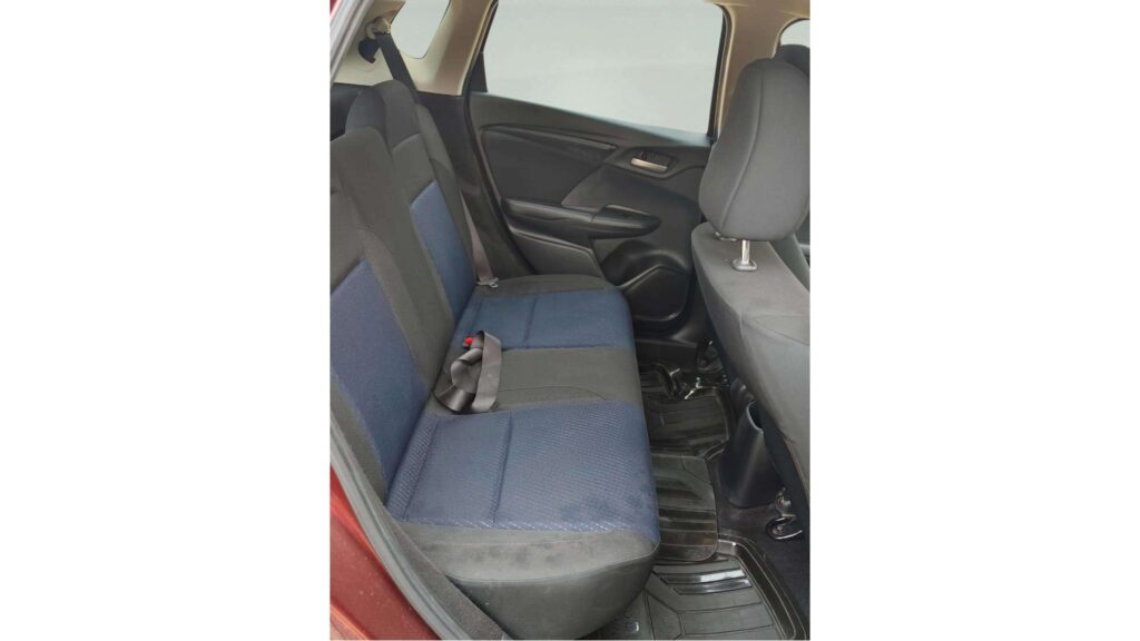 2_11_Interior_fbb1ff76-0a52-45d1-b071-458a316c0602