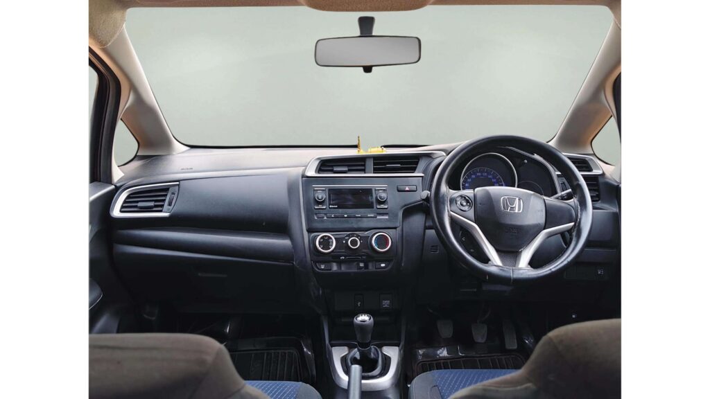 2_9_Interior_adc34dae-234d-4069-bc2e-cc49617f8b2a